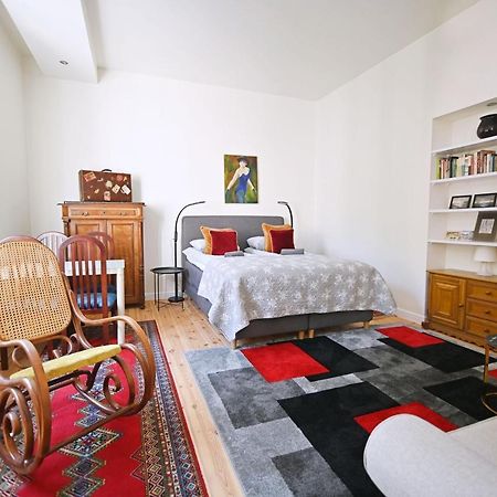 Beige And Red 3City Studio In Sopot With Outdoor Parking By Noclegi Renters Bagian luar foto