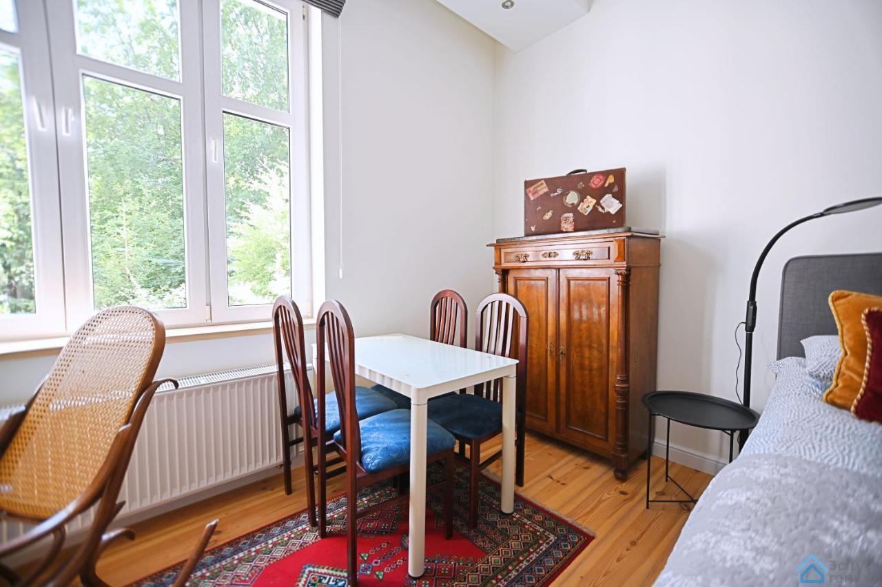 Beige And Red 3City Studio In Sopot With Outdoor Parking By Noclegi Renters Bagian luar foto
