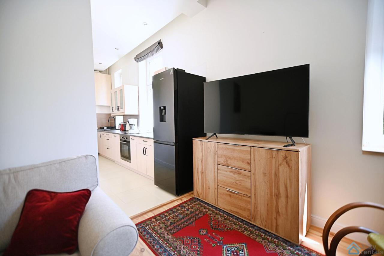 Beige And Red 3City Studio In Sopot With Outdoor Parking By Noclegi Renters Bagian luar foto
